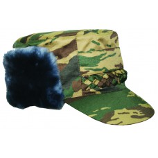 Cold-proof cap with queue natural fur